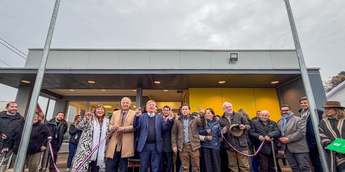 Gobierno del Maule inaugura moderno CECOSF Prosperidad para fortalecer la atención primaria en Curicó
