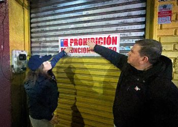 Prohibición de funcionamiento a dos discotecas en Curicó tras operativo liderado por Delegado Presidencial