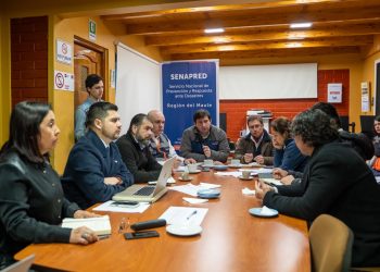 Gobernador y Delegado Regional lideran mesa regional de emergencia para reforzar coordinación ante alerta climática