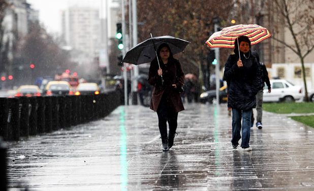Sistema frontal: cinco medidas para preparar la vivienda antes de las lluvias