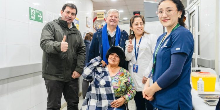 Delegado Prieto anuncia en Curicó ampliación de la vacunación contra la influenza para toda la población