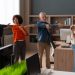 Pausas activas en el trabajo: una herramienta simple para mejorar la salud laboral