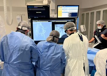 Menos invasiva y más precisa: Así trabaja la radiología intervencional en el Hospital Regional de Talca