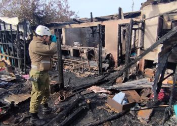 Labocar Talca investiga incendio que afectó a una vivienda en Chanco