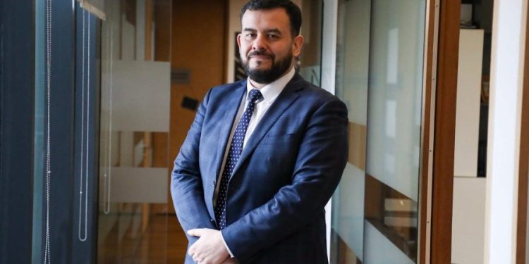 Ángel Valencia designa a Rodrigo Peña como nuevo fiscal regional del Maule