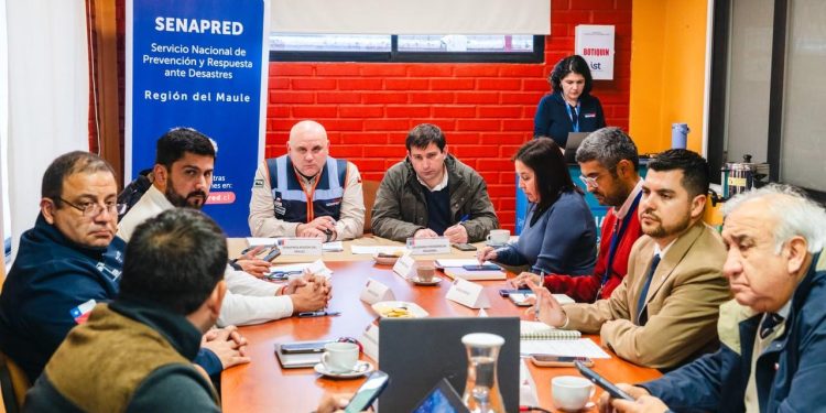 Autoridades refuerzan coordinación ante sistema frontal que afecta al Maule