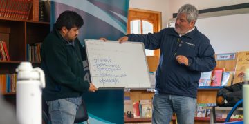 Investigadores impulsan proyecto científico y educativo para la protección del Lago Vichuquén