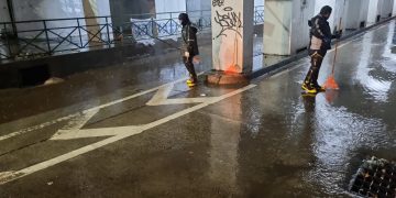 Cuadrillas de emergencia trabajan en diversos puntos de Talca
