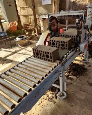 Innovación de la UCM impulsa histórica transferencia tecnológica que beneficia a ladrilleros del Maule