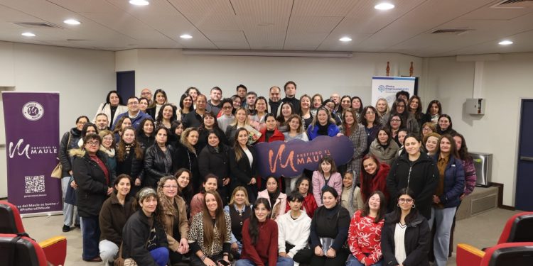 Escuela de Emprendimiento Prefiero el Maule/UCM realizó exitoso Taller de Ventas