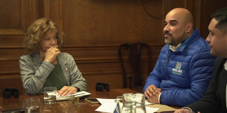 Piden a Ministra de Bienes Nacionales revocar concesión a privado en Radal Siete Tazas