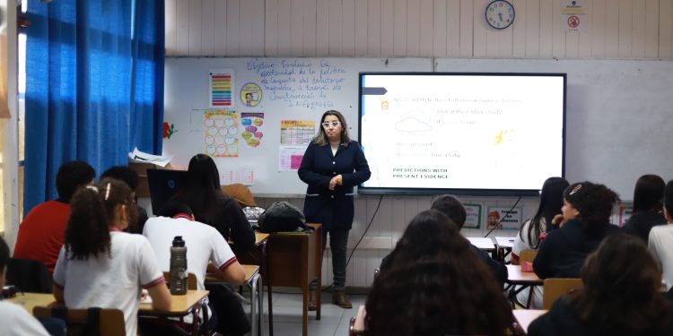 Municipalidad de Talca invita a las familias a postular al SAE 2027 y conocer la amplia oferta de educación pública comunal