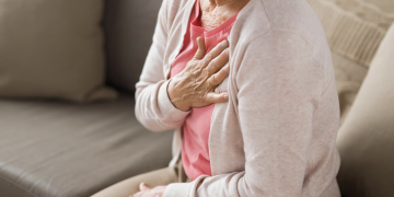 Infarto en mujeres: por qué sus señales son más difíciles de reconocer que en hombres