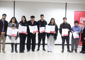 Talquinos cumplieron su meta: 48 personas finalizaron sus estudios y se graduaron del Programa de Educación de Personas Jóvenes y Adultas