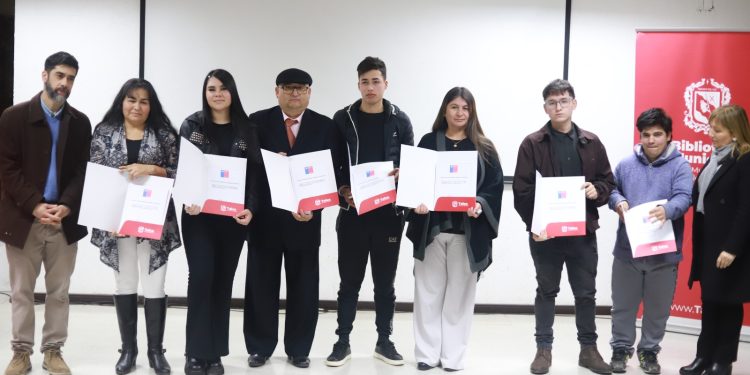 Talquinos cumplieron su meta: 48 personas finalizaron sus estudios y se graduaron del Programa de Educación de Personas Jóvenes y Adultas
