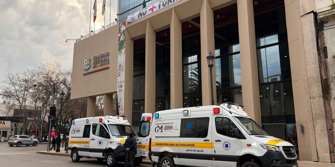 Nuevas ambulancias 4×4 llegan a Pencahue para acercar la salud a los sectores rurales