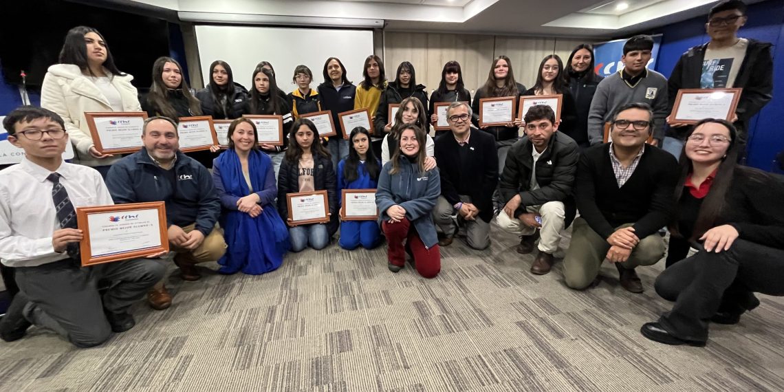 Becas de Excelencia Académica: un impulso al talento de las familias de la construcción