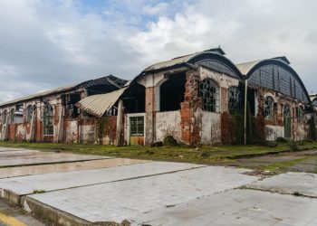 Mercado Central de Talca: autoridades nacionales, regionales y comunales comprometen esfuerzos para concretar su restauración y reposición