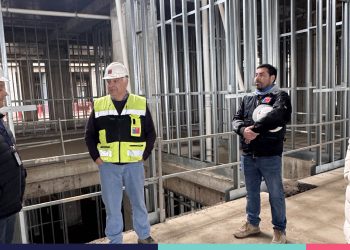 Contraloría sede Maule realizó inspecciones en el terminal de buses de Talca y obras de hospital en Linares