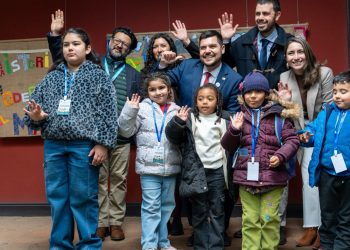 Mes de la Niñez en el Maule: instituciones refuerzan su compromiso con el derecho de niños y adolescentes a vivir en familia