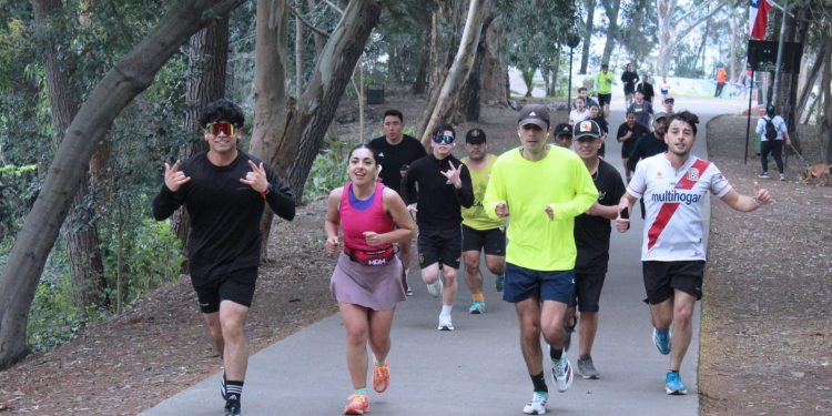 Hospital de Curicó cerró el Mes del Corazón con masiva corrida familiar