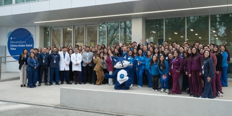 Clínica Andes Salud Talca inicia cuenta regresiva para su apertura consolidando un equipo fundador de 300 integrantes