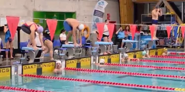 Joven nadador parralino destaca en la IV Copa del Maule