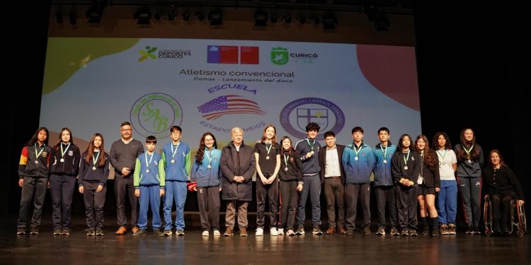 Ceremonia de premiación Juegos Deportivos Escolares de Curicó 2026