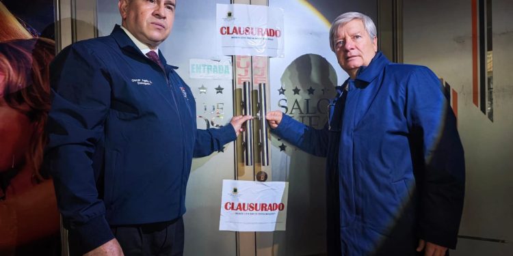 Clausuran dos casinos ilegales en Curicó