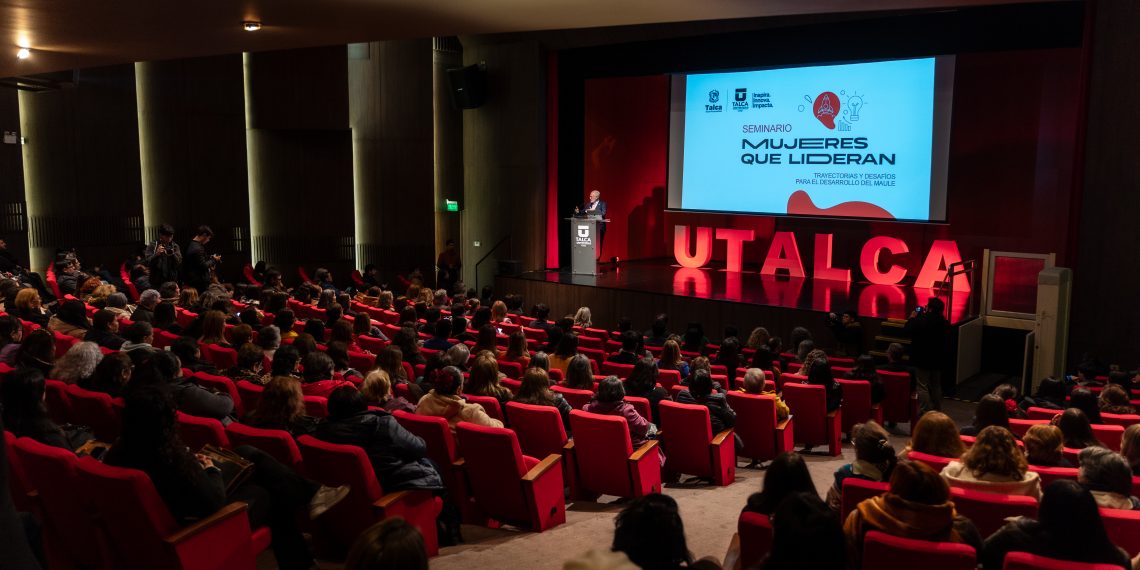 Seminario celebró el liderazgo femenino en el Maule