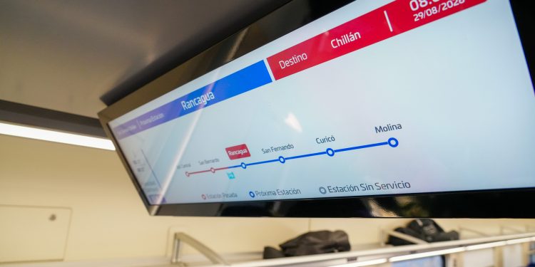 Nueva estación de trenes de Curicó entró en operaciones