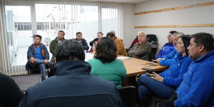Ajustes presupuestarios en hospitales:  SSM y gremios refuerzan seguimiento para resguardar la atención