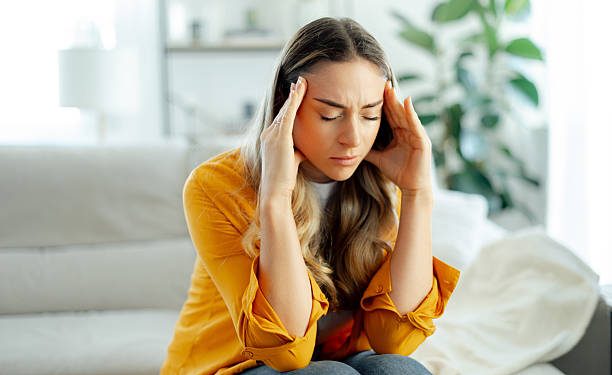 Migraña en Chile: la enfermedad que impacta la vida laboral, familiar y social de hasta 3 millones de personas
