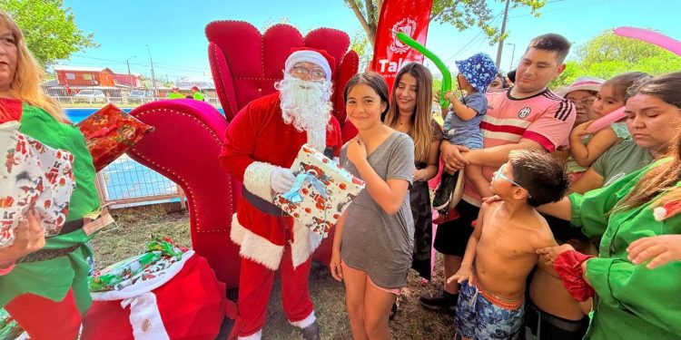 Municipalidad de Talca entregará 17.000 regalos a niños y niñas durante esta Navidad