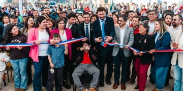 Gobierno entrega 525 nuevos hogares a familias maulinas