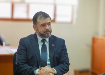 Seremi de Gobierno destaca hoja de ruta del Mineduc para reducir burocracia y fortalecer la gestión escolar