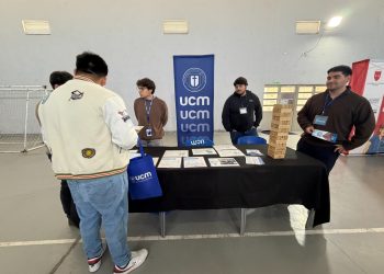 1° Feria vocacional: jóvenes en proceso de reinserción conocen opciones para escribir una nueva historia