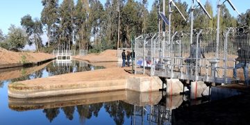 Autoridades del agro inspeccionan trabajos de automatización de compuertas en San Clemente ante pronto inicio de temporada de riego
