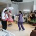 Funcionarios del Hospital de Curicó realizan “sanar con zapateo” a pacientes y familiares de hospitalizados