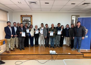 Seis personas sordas reciben licencia de conducir en Parral