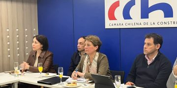 Mesa Ciudades 2026 reunió a actores públicos y privados para abordar los desafíos urbanos y de conectividad del Maule