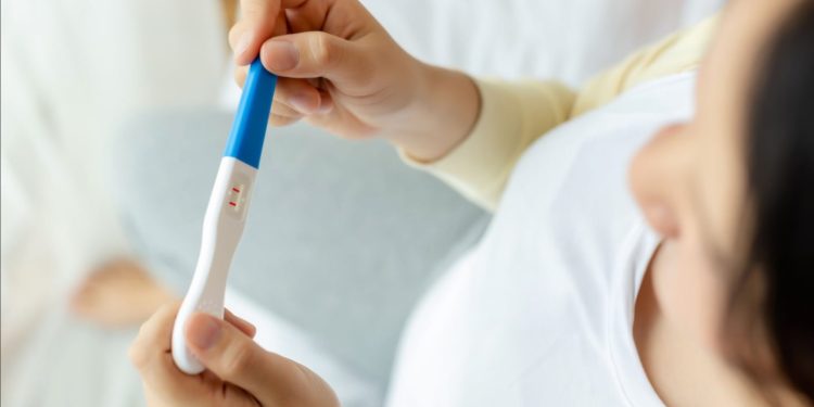 Embarazo adolescente: Chile registra importante disminución en las cifras