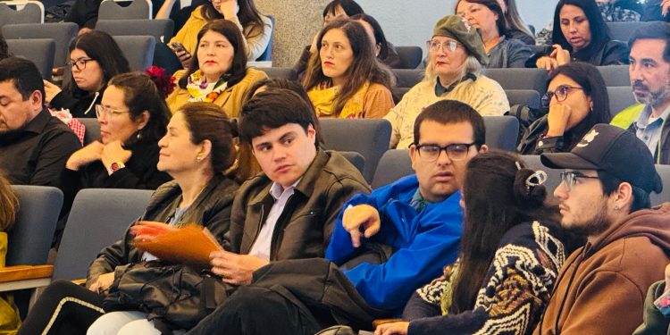 Fundación Hacer Visible lo Invisible participó en encuentro de FFIMAULE y la UCM sobre accesibilidad e inclusión