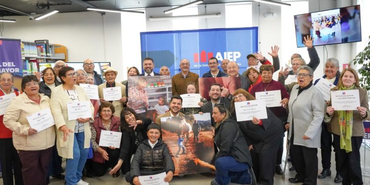 Más de 60 participantes dieron vida al Concurso Regional de Fotografía Intergeneracional “Miradas que unen generaciones” de SENAMA