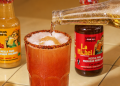 Micheladas en segundos: la propuesta chilena que busca simplificar una preparación cada vez más popular