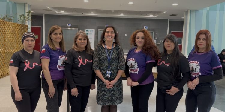Hospital Regional de Talca y mujeres sobrevivientes de cáncer de mama impulsan campaña de prevención