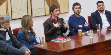“La política se metió conmigo”: Carolina Tohá presenta su libro en Talca