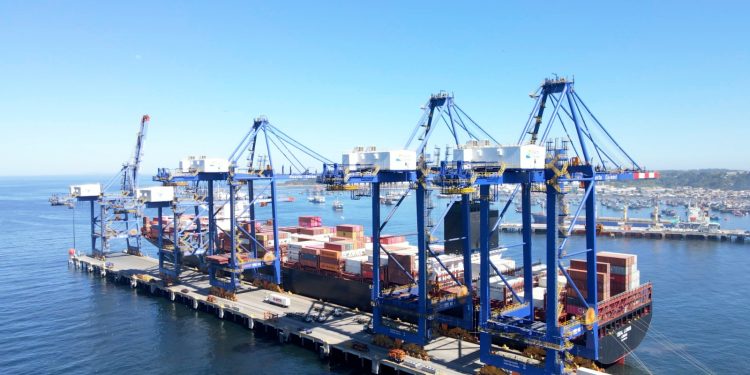 Puerto Coronel plantea que Biobío puede captar hasta la mitad de las importaciones alimentarias del retail que hoy ingresan por Valparaíso