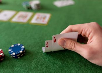 Por qué el póker es un deporte de la mente y qué habilidades entrena