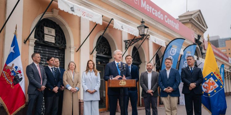 $20 mil millones para recuperar barrios y generar empleo local en comunas de todo Chile